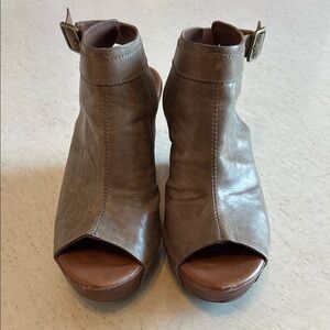 Kork-Ease Taupe/carmel Peep-Toe Ankle Booties